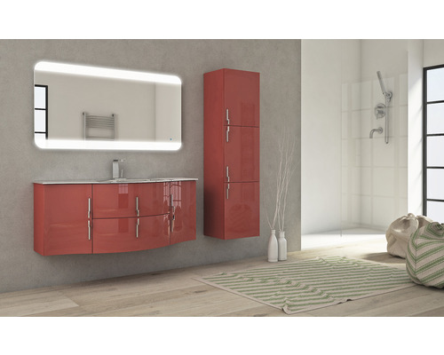 Salle de bains moderne avec meuble-lavabo, armoire de toilette et armoire haute