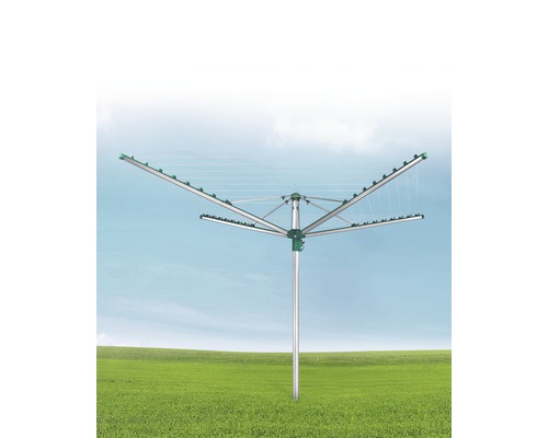 Drehwascheständer im Aussenbereich auf Rasen