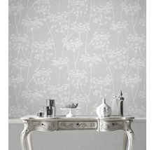 Papier peint à motifs floraux dans un salon