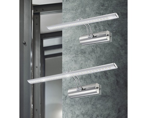 Zwei LED-Bilderleuchten an einer Wand montiert