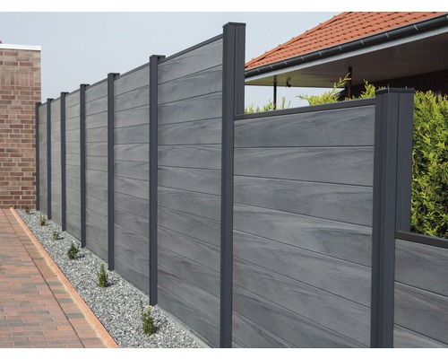 Éléments de clôture d''intimité gris en plastique avec poteaux métalliques