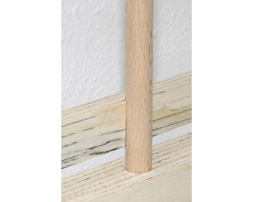 Goujon en bois dans une construction en bois