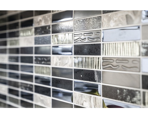 Mosaïque avec surface structurée pour décoration murale