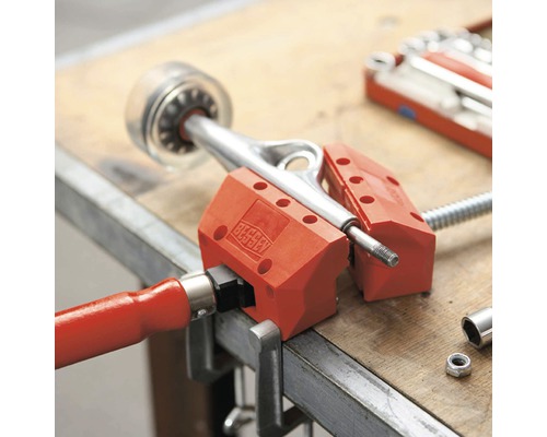 Serre-joint angulaire BESSEY avec pièce sur établi