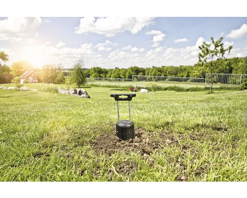 Répulsif à taupes en utilisation dans le jardin