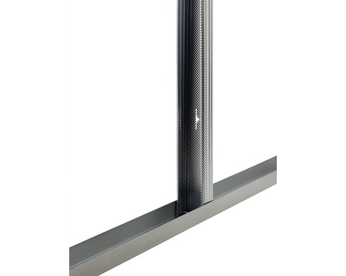 Vue détaillée d''une structure métallique composée de profilés pour la construction sèche