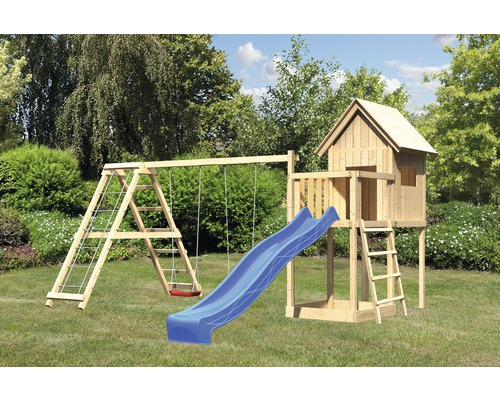 Cabane sur pilotis AKUBI Frieda + extension + toboggan bleu + portique Aire de jeux avec balançoire, toboggan et cabane en bois dans le jardin