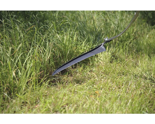 Coupe-bordures dans l''herbe