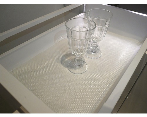 Tiroir avec tapis antidérapant et deux verres à boire
