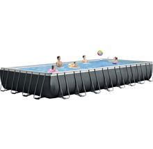 Rechteckiger Pool mit Stahlrahmen und badenden Personen