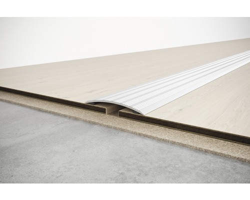 Profilé de revêtement de sol pour stratifié et parquet