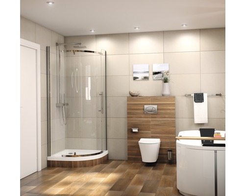 Badezimmer mit Dusche, Toilette und Badewanne in hellem Design
