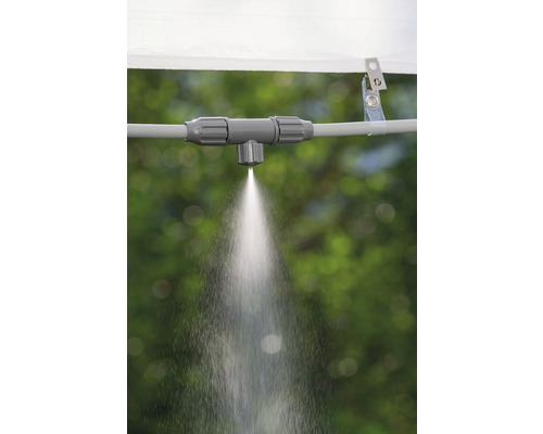 Bewässerungssystem mit Düse in Betrieb