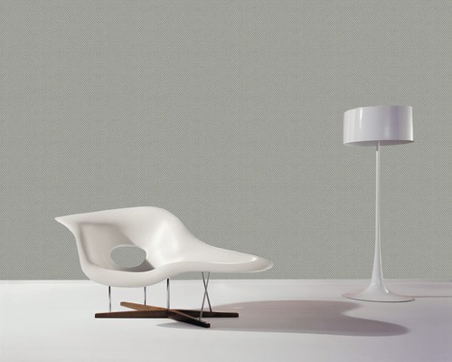 Szene mit modernem Sessel und Stehlampe