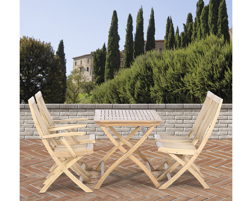 Gartensitzgruppe mit Tisch und Klappstühlen aus Holz