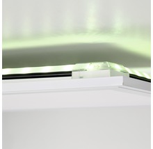 LED-Streifen unter einem Schrank