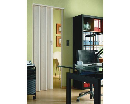 Büro mit Falttür aus Holz