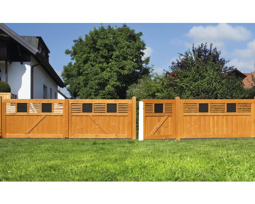 Portail en bois avec écran de confidentialité pour le jardin