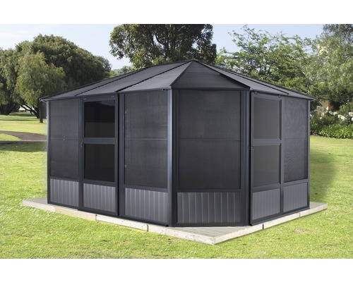 Pavillon autoportant avec moustiquaire sur une pelouse.