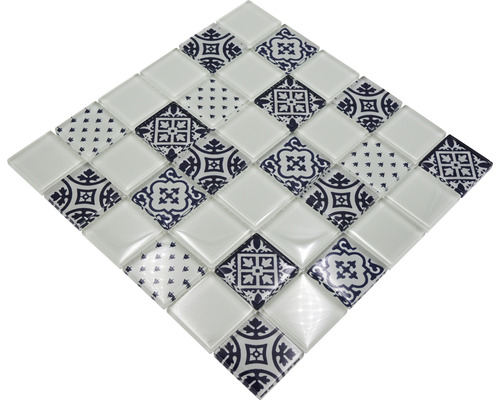 Carreau de mosaïque avec motifs géométriques