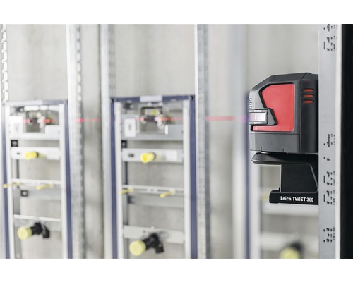 Rotationslaser im Einsatz an einer Installation für Sanitäranlagen