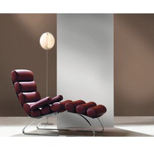 Lounge Sessel mit Fussablage und Stehleuchte