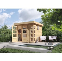 Abri de jardin moderne avec portes ouvertes et sièges à l''extérieur