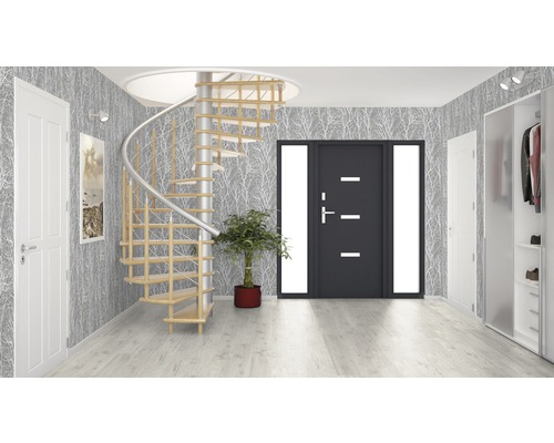 Heller Flur mit Wendeltreppe, Innentüren und Garderobenschrank