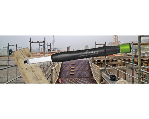Pica BIG Dry Longlife Construction Marker auf einer Baustelle