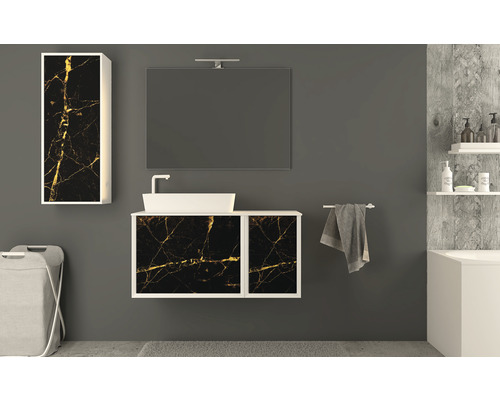 Badezimmer mit Waschbecken, Spiegelschrank und Unterschrank in Marmoroptik