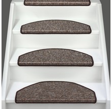 Tapis de marche d''escalier sur un escalier