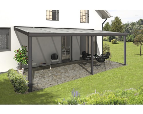 Auvent de terrasse avec mobilier de jardin sur la terrasse