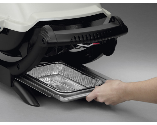 Detailansicht eines Grills mit Fettauffangschale