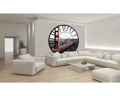 Salon avec un motif d''horloge murale donnant sur le Golden Gate Bridge à San Francisco, États-Unis
