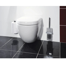 Hänge-WC mit Toilettenpapierhalter und WC-Bürstengarnitur