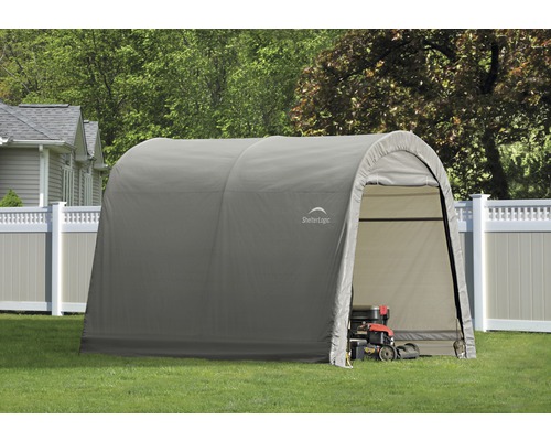 Hangar de stockage ShelterLogic gris avec tondeuse à gazon sur la pelouse