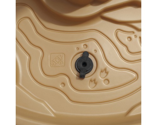 Gros plan d''une structure de jouet Step2 avec bouchon de vidange