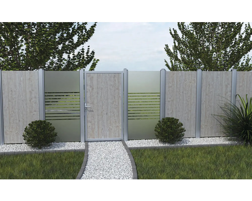 Clôture de jardin avec portail en bois et éléments en verre