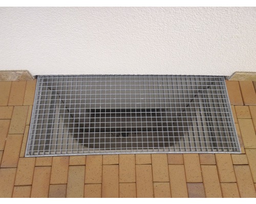 Grille en métal déployé Wolfa pour puits de lumière pour cave 151x60 cm  (dimensions grille lxHxP 155,5 x 3,1 x 57,5 cm) - HORNBACH