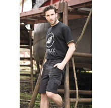 Homme portant un pantalon de travail et un t-shirt noirs Terrax Workwear