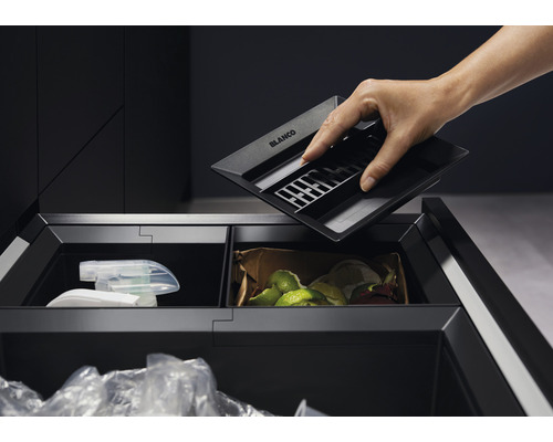 "Système de tri des déchets avec récipients pour matériaux recyclables, déchets et compost 