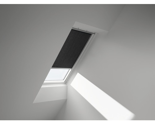 Store tamisant VELUX noir uni à commande manuelle cadre aluminium RFL PK06 4069S