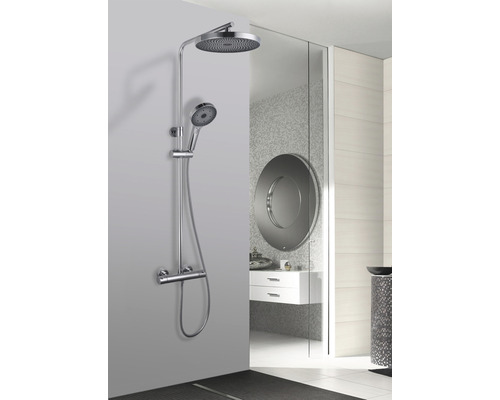 Colonne de douche avec douche de tête et douchette à main dans la salle de bains