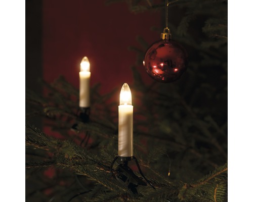 Sapin de Noël avec bougies pour sapin et boule de Noël