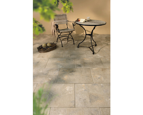 Dalle pour terrasses en béton iStone Basic calcaire coquillier 40 x 40 x 4 cm