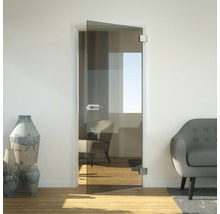 Raumansicht mit Innentür aus Glas in einem modernen Haus.