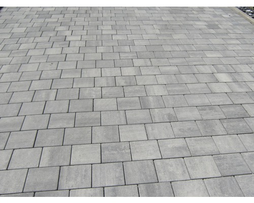 Pavés gris posés en motif