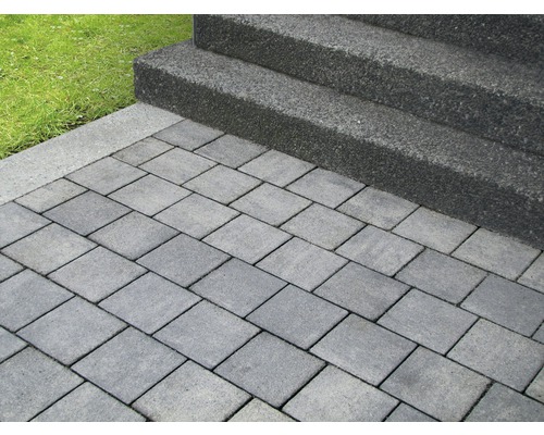 Pavés gris disposés avec marches d''escalier