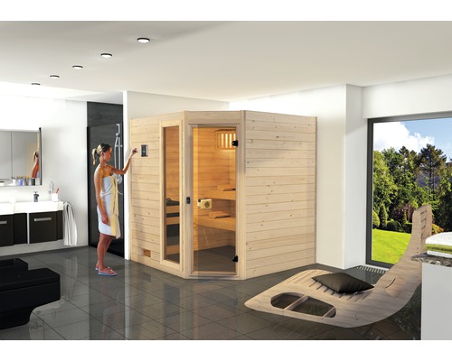 Sauna d'angle en bois massif Weka Valida GTF avec poêle 7,5 kW et commande numérique, avec fenêtre et porte entièrement vitrée en verre transparent