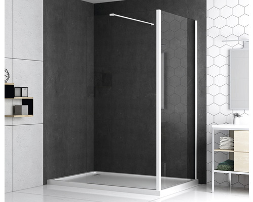 Salle de bain avec cabine de douche, receveur de douche et lavabo